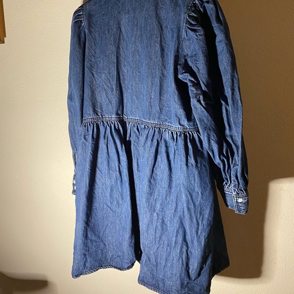 ✨LEVI’S DENIM DRESS✨ - Picture 4 of 5